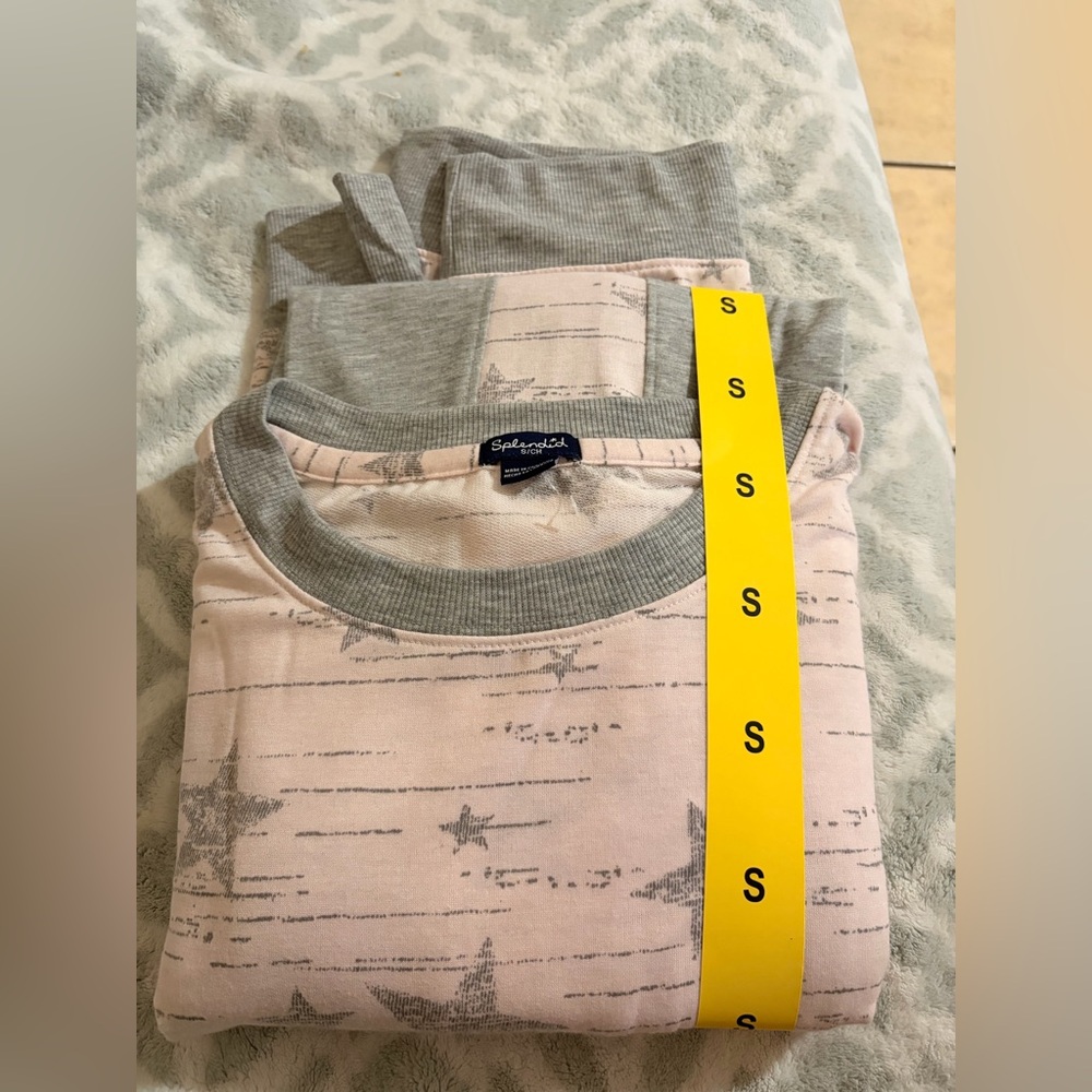 Splendid Blush and Gray Star Lounge Set